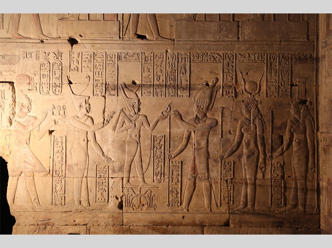 Opet PM 32 IIb ch IX  Ptol 7, Amonet & Harsiesis devt Osiris ounennefer, Isis et Nephtys