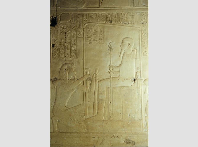PM 114b-3 Abydos S1 2004 12 23 40390
