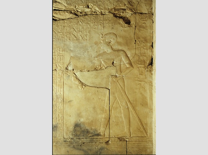 PM 115b Abydos S1 2004 12 23 40388