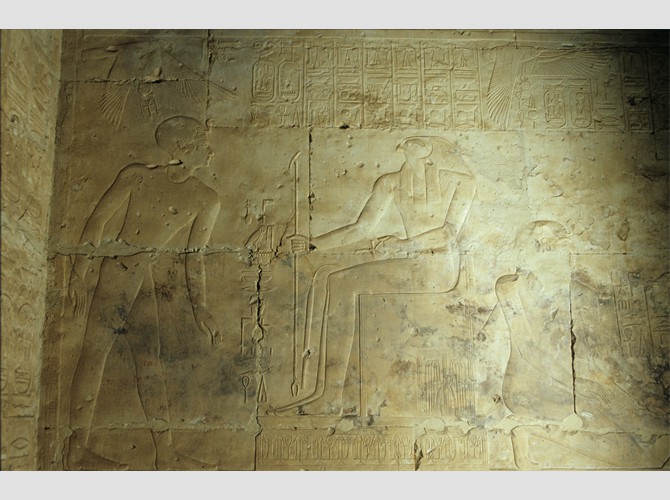 PM 205-1 Abydos S1 2004 12 23 40413
