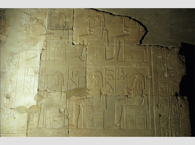 PM 207-208-3 Abydos S1 2004 12 23 40419