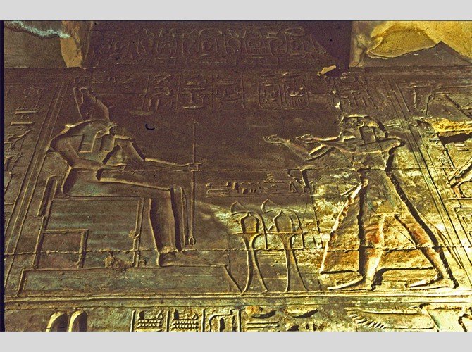 PM 55h Abydos S1 2004 12 23 40189bis